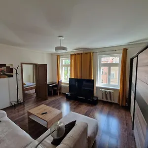 apartment-with-2-bedrooms-in-the-center-of-karlovy-vary.karlovyvary-hotels.com/